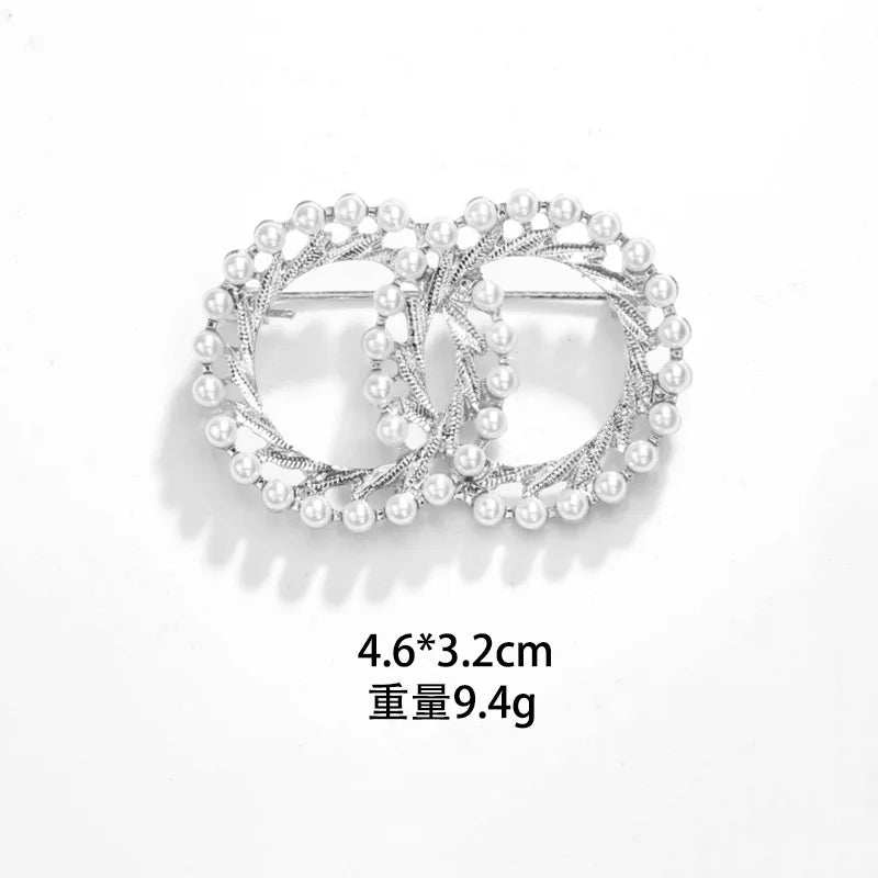 New Fashion Enamel Pin Gold Color Pearl Brooches for Women Scarf Buckle Lapel Pin and Brooch Jewelry Luxury Clothing Accessories