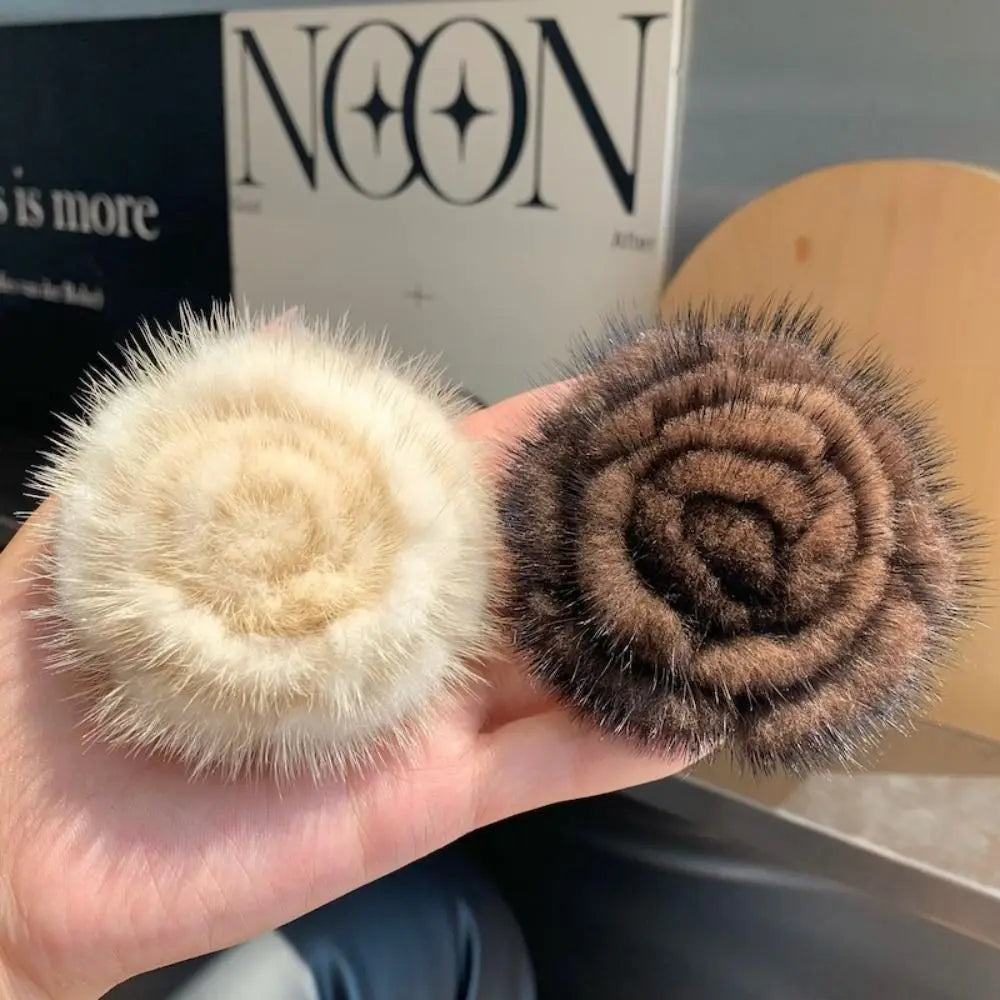 Women's Scarf Decorative Real Mink Fur Brooch Clothes Accessories High-end Flower Brooch Sweater Pin