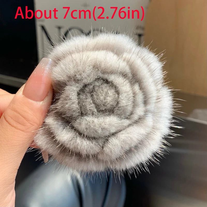 Women's Scarf Decorative Real Mink Fur Brooch Clothes Accessories High-end Flower Brooch Sweater Pin