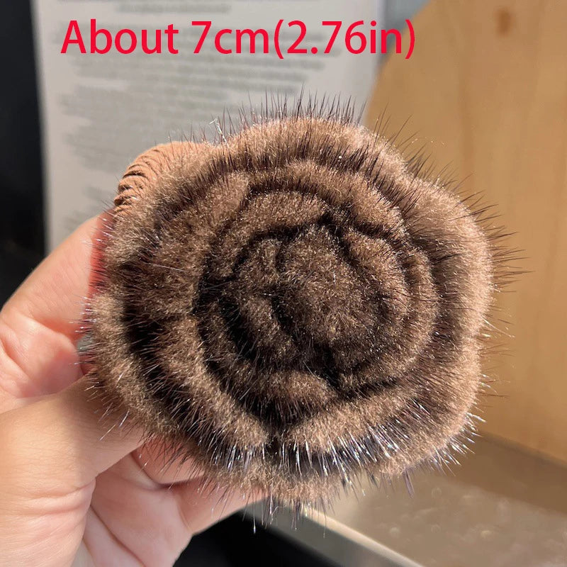 Women's Scarf Decorative Real Mink Fur Brooch Clothes Accessories High-end Flower Brooch Sweater Pin