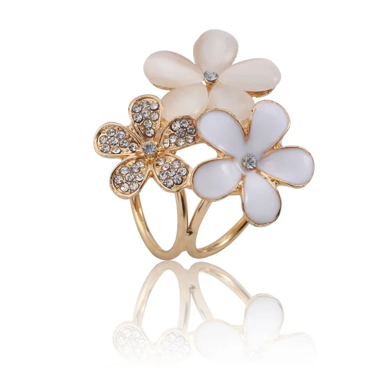 Romantic Rhinestone Flower Scarf Buckle Brooch Jewelry Enamel Crystal Flower Silk Scarf Clips for Women Versatile Accessories