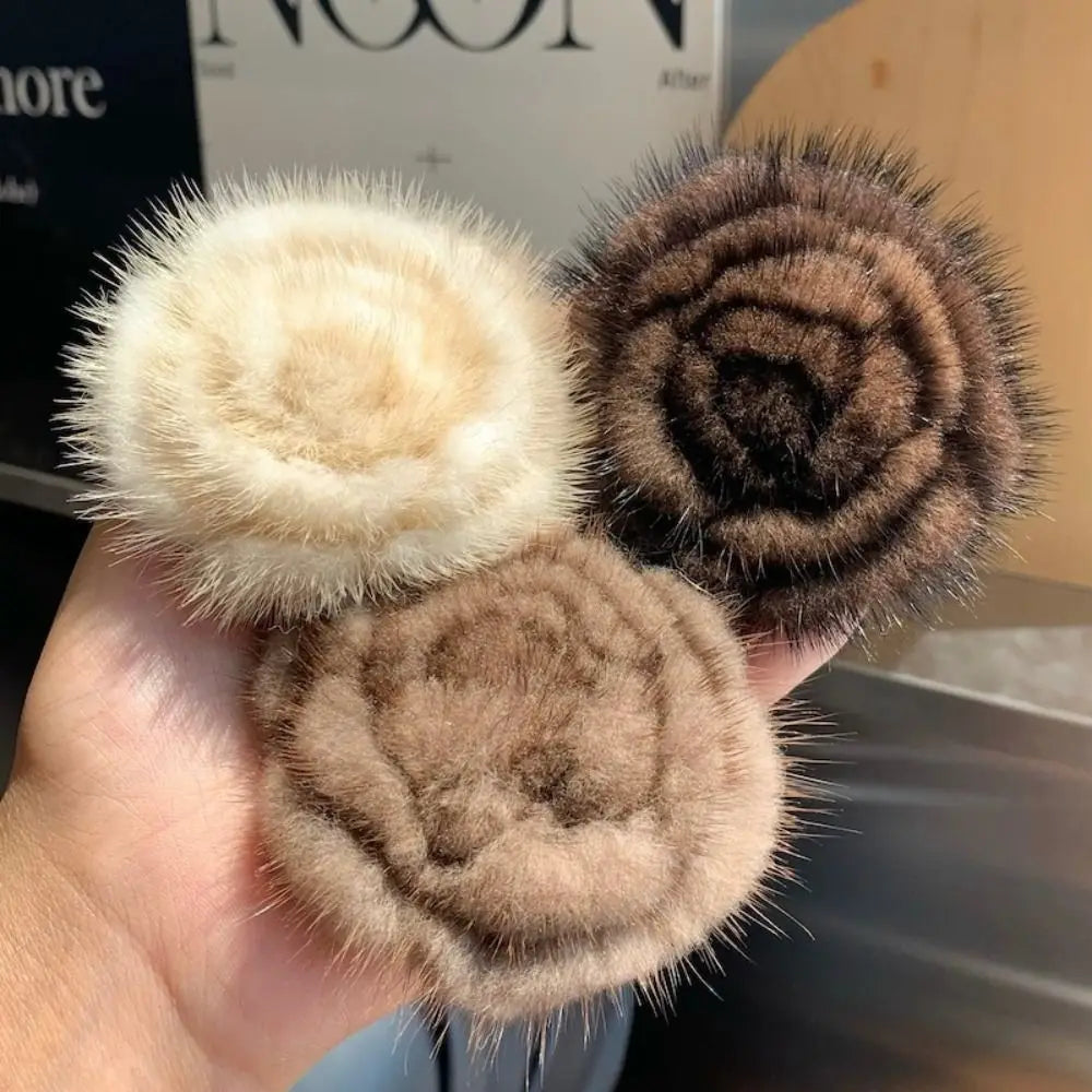 Women's Scarf Decorative Real Mink Fur Brooch Clothes Accessories High-end Flower Brooch Sweater Pin