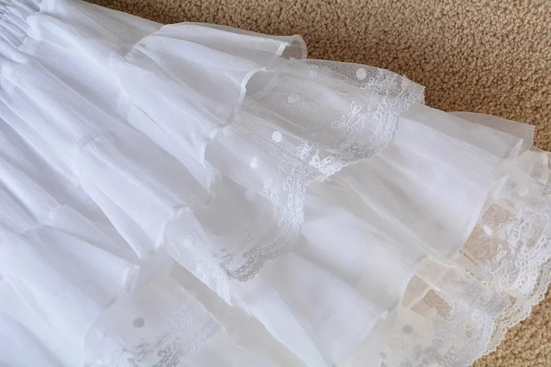 Short skirt white lace cake skirt